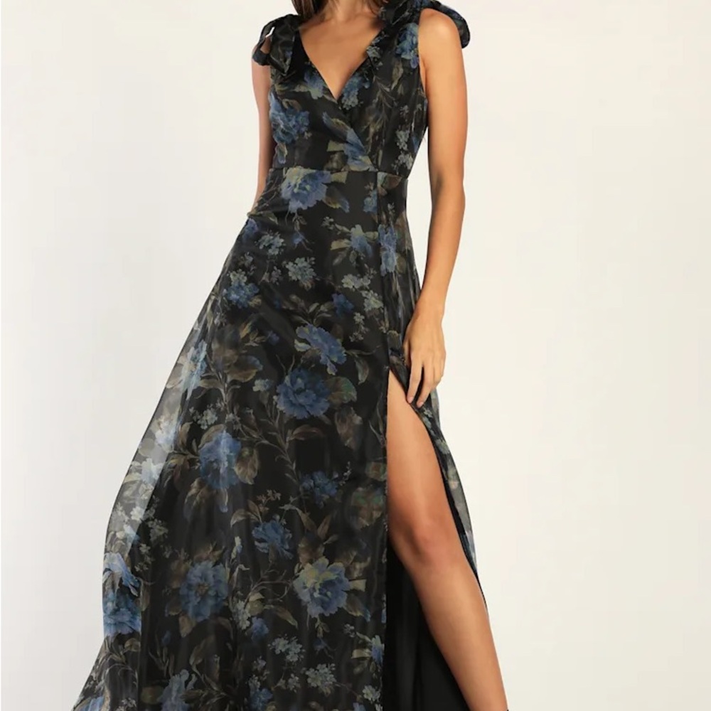Lulu's Black and Blue Floral Maxi Dress